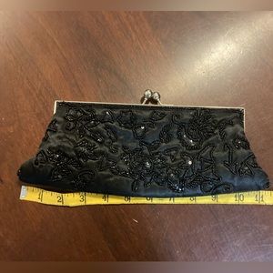 Vintage inspired kiss-lock purse / clutch